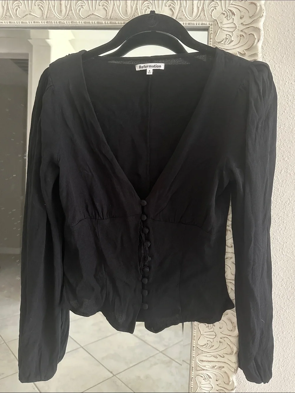 Reformation Black V-Neck Button-Front Long Sleeve Blouse